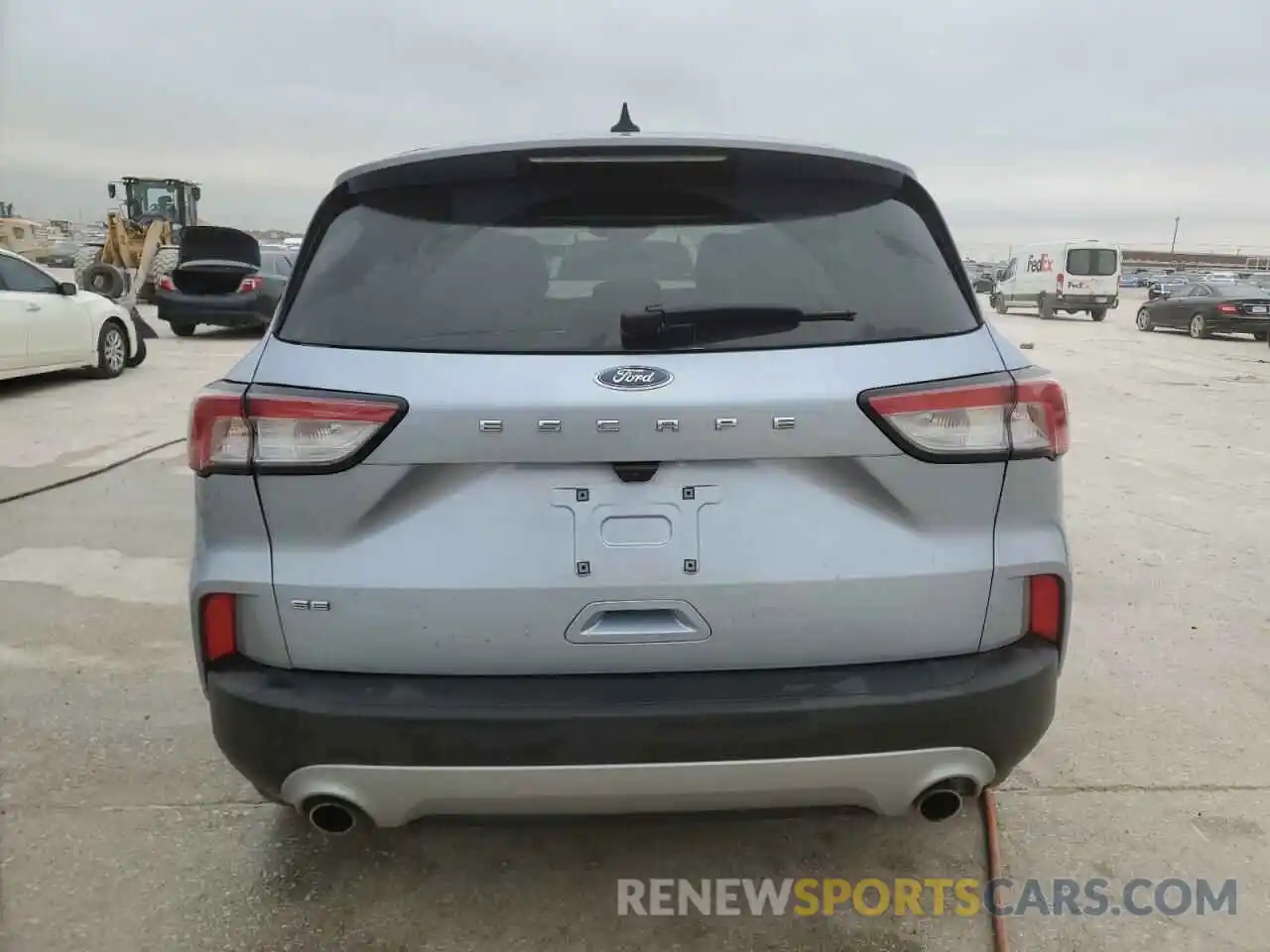 6 Photograph of a damaged car 1FMCU0G66NUB63615 FORD ESCAPE 2022