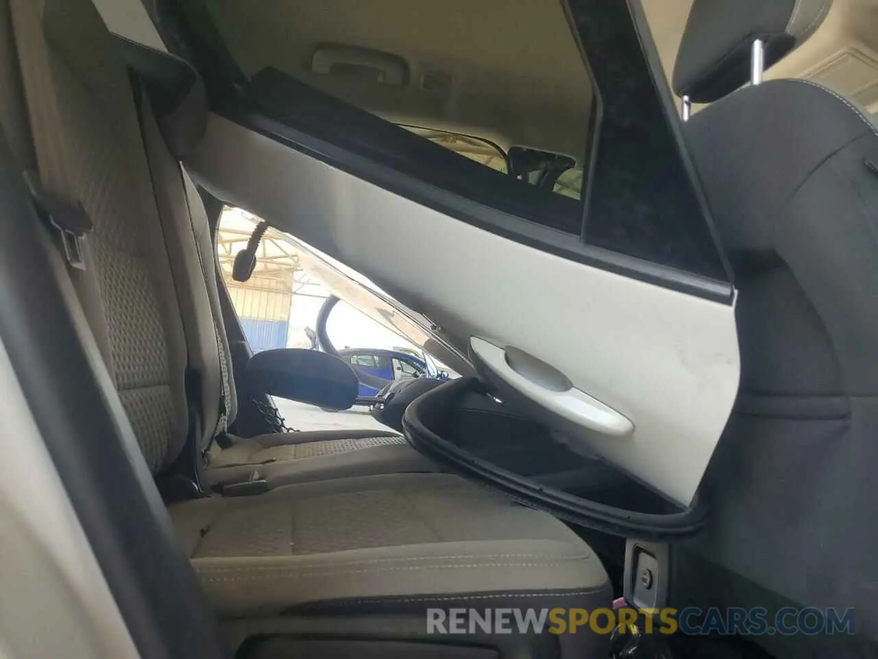 11 Photograph of a damaged car 1FMCU0G67NUA25873 FORD ESCAPE 2022