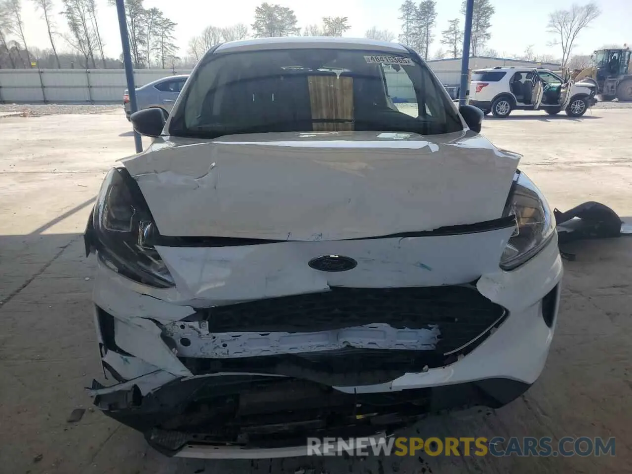 5 Photograph of a damaged car 1FMCU0G67NUA25873 FORD ESCAPE 2022