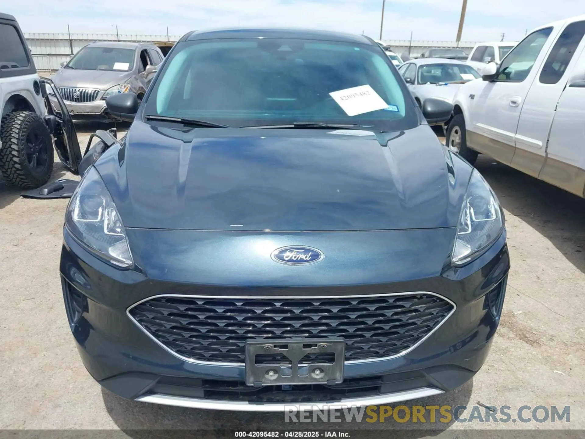 13 Photograph of a damaged car 1FMCU0G67NUB83713 FORD ESCAPE 2022