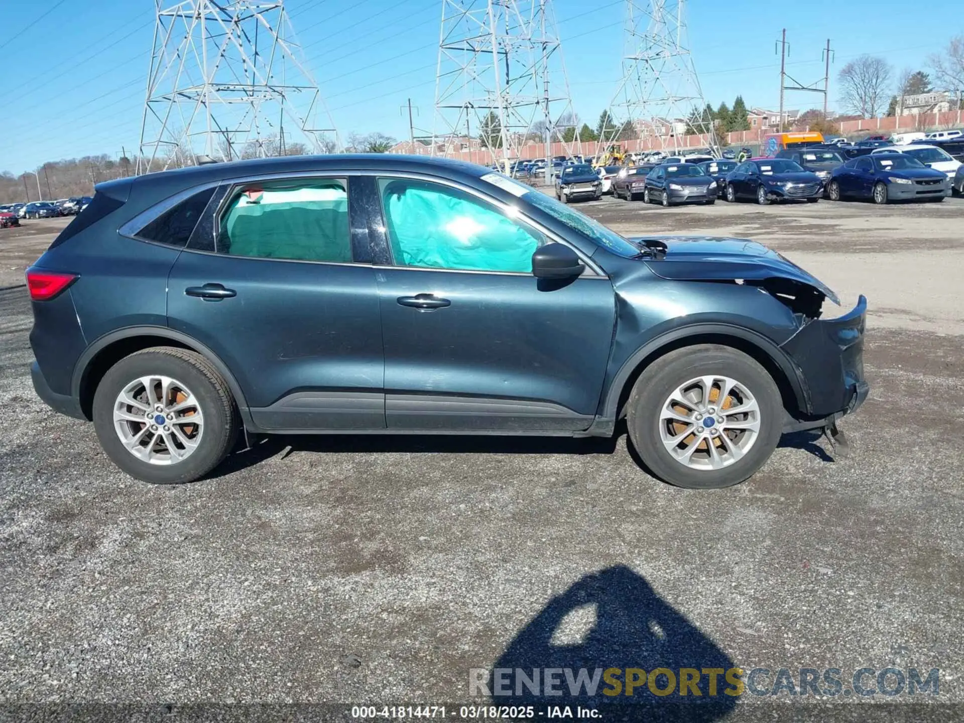 13 Photograph of a damaged car 1FMCU0G67NUB85283 FORD ESCAPE 2022