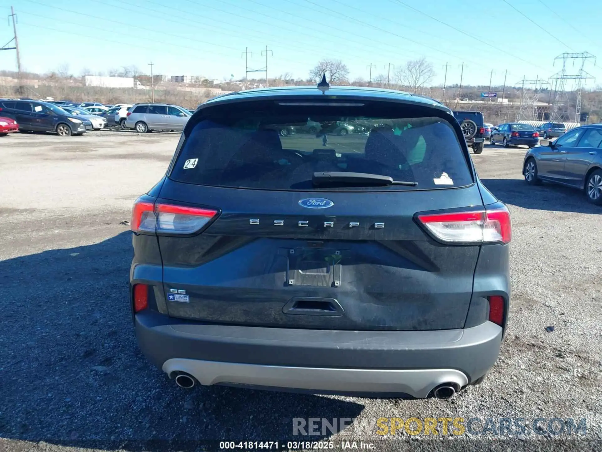 16 Photograph of a damaged car 1FMCU0G67NUB85283 FORD ESCAPE 2022