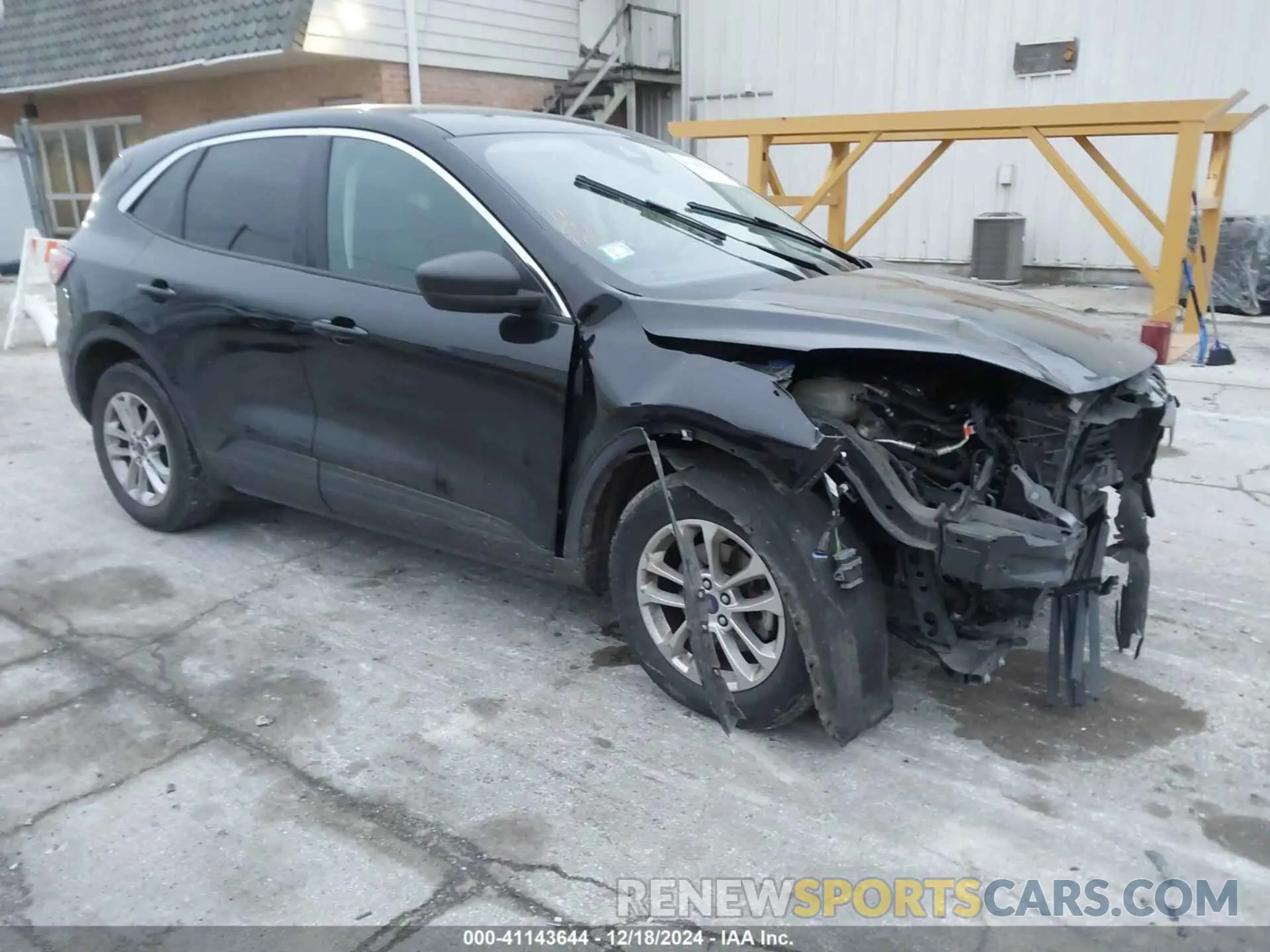 1 Photograph of a damaged car 1FMCU0G68NUA24828 FORD ESCAPE 2022