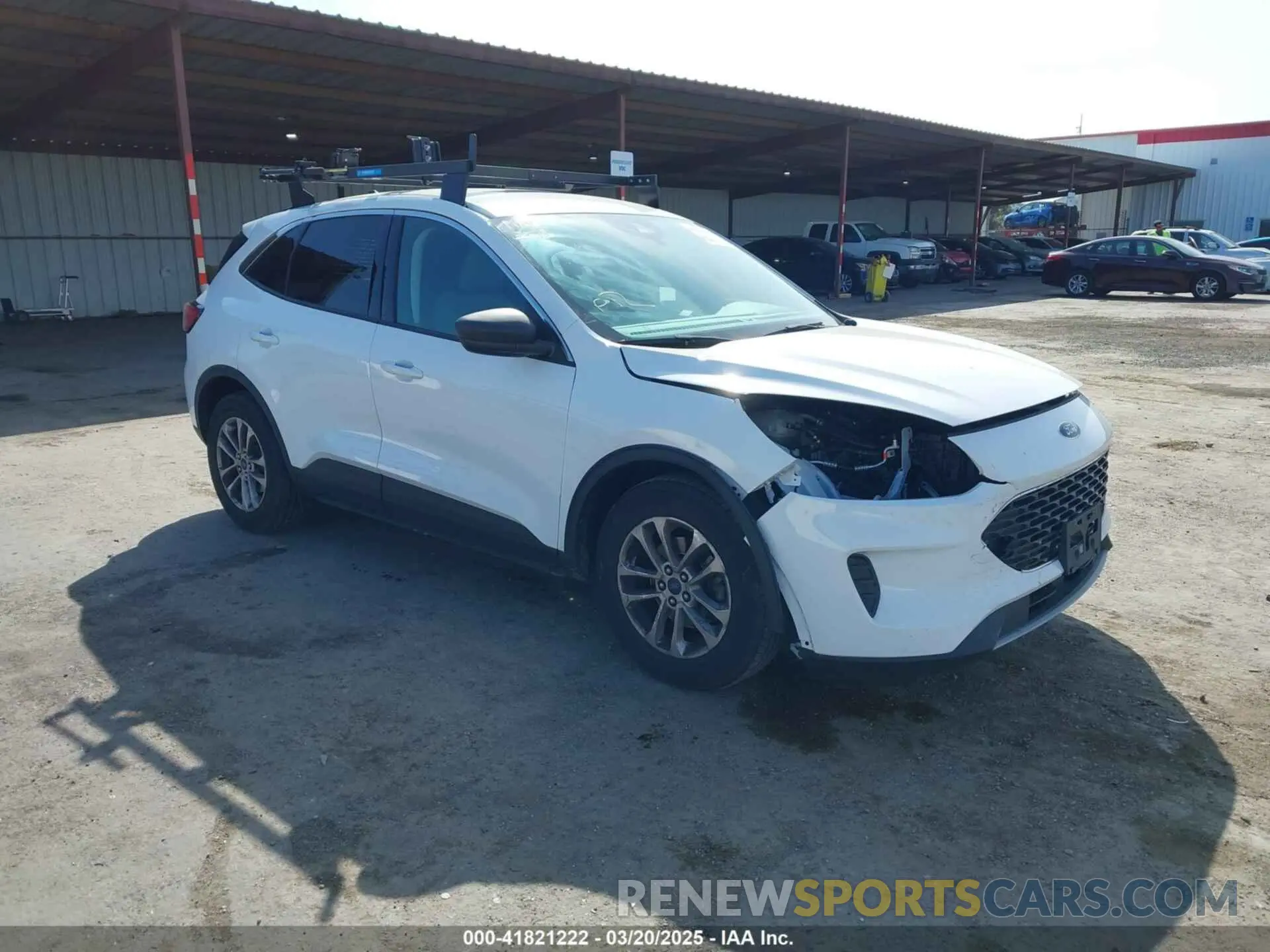 1 Photograph of a damaged car 1FMCU0G68NUA66965 FORD ESCAPE 2022