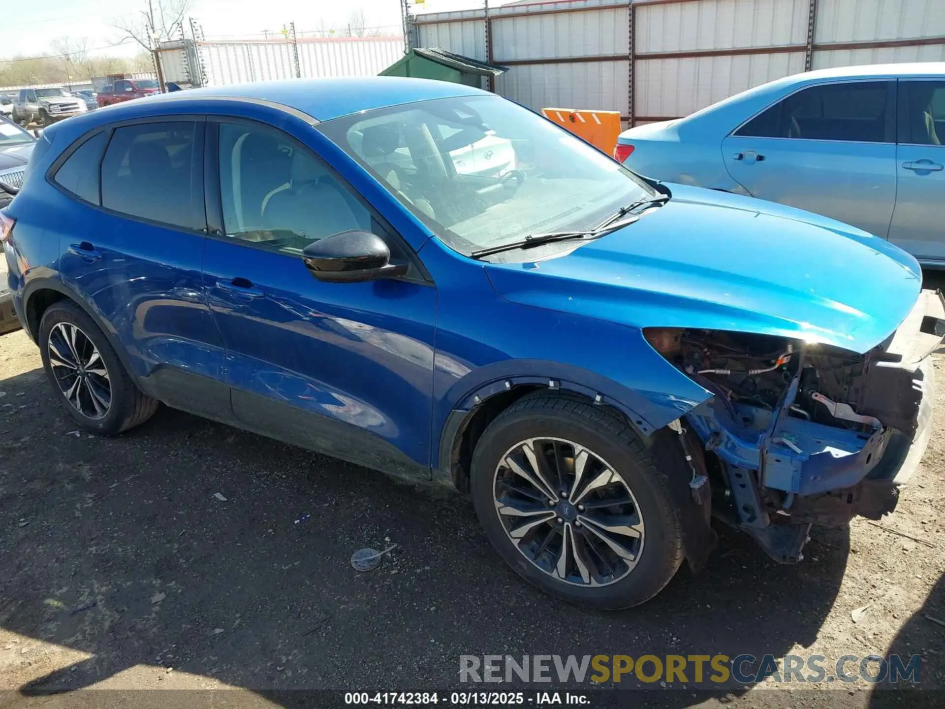 1 Photograph of a damaged car 1FMCU0G68NUB88760 FORD ESCAPE 2022