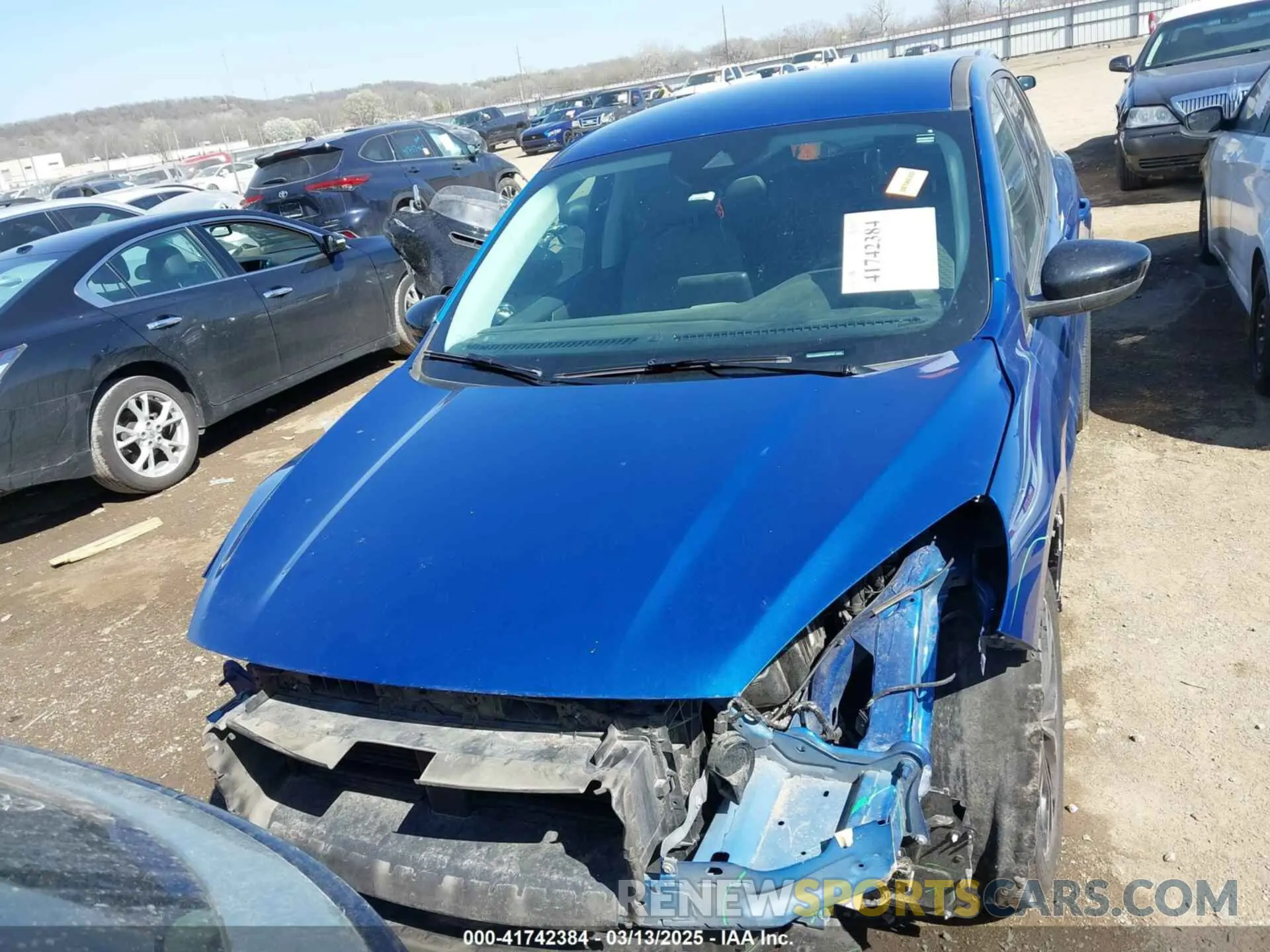 13 Photograph of a damaged car 1FMCU0G68NUB88760 FORD ESCAPE 2022