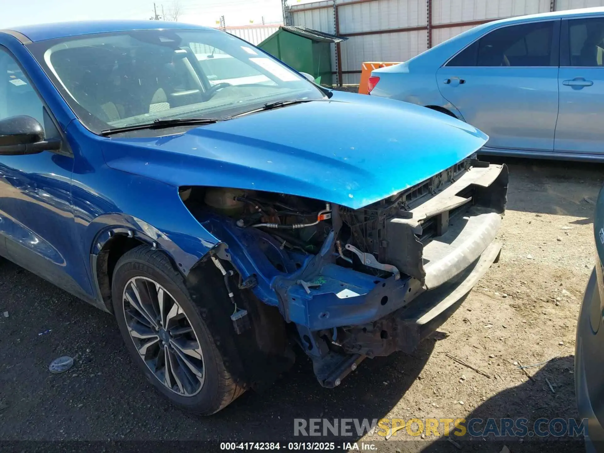 20 Photograph of a damaged car 1FMCU0G68NUB88760 FORD ESCAPE 2022