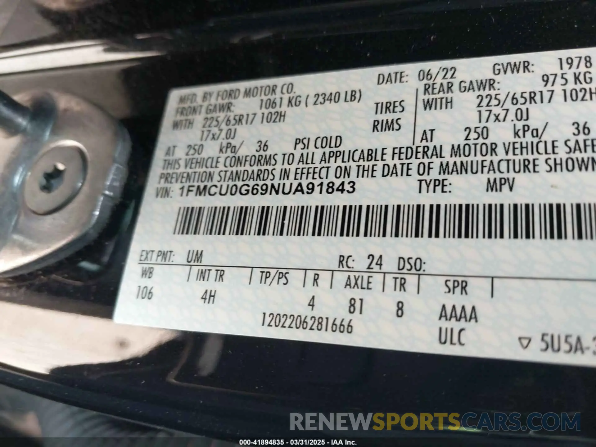 9 Photograph of a damaged car 1FMCU0G69NUA91843 FORD ESCAPE 2022