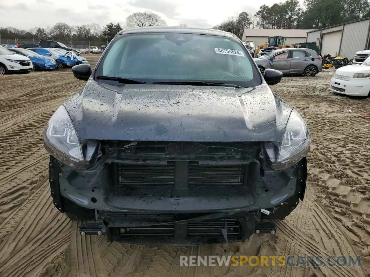 5 Photograph of a damaged car 1FMCU0G69NUB29362 FORD ESCAPE 2022