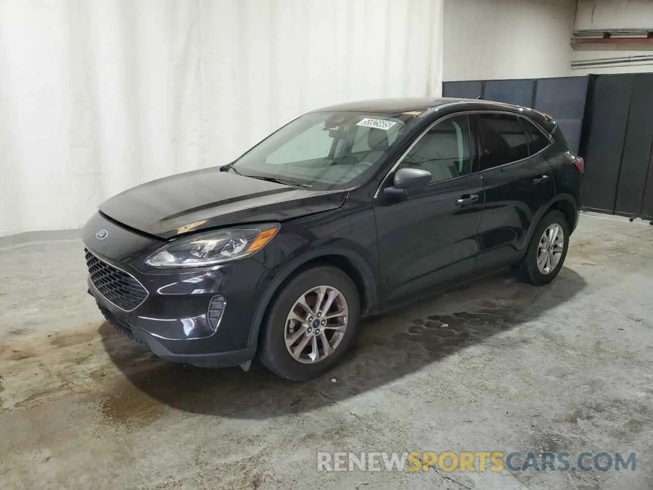 1 Photograph of a damaged car 1FMCU0G69NUB31936 FORD ESCAPE 2022
