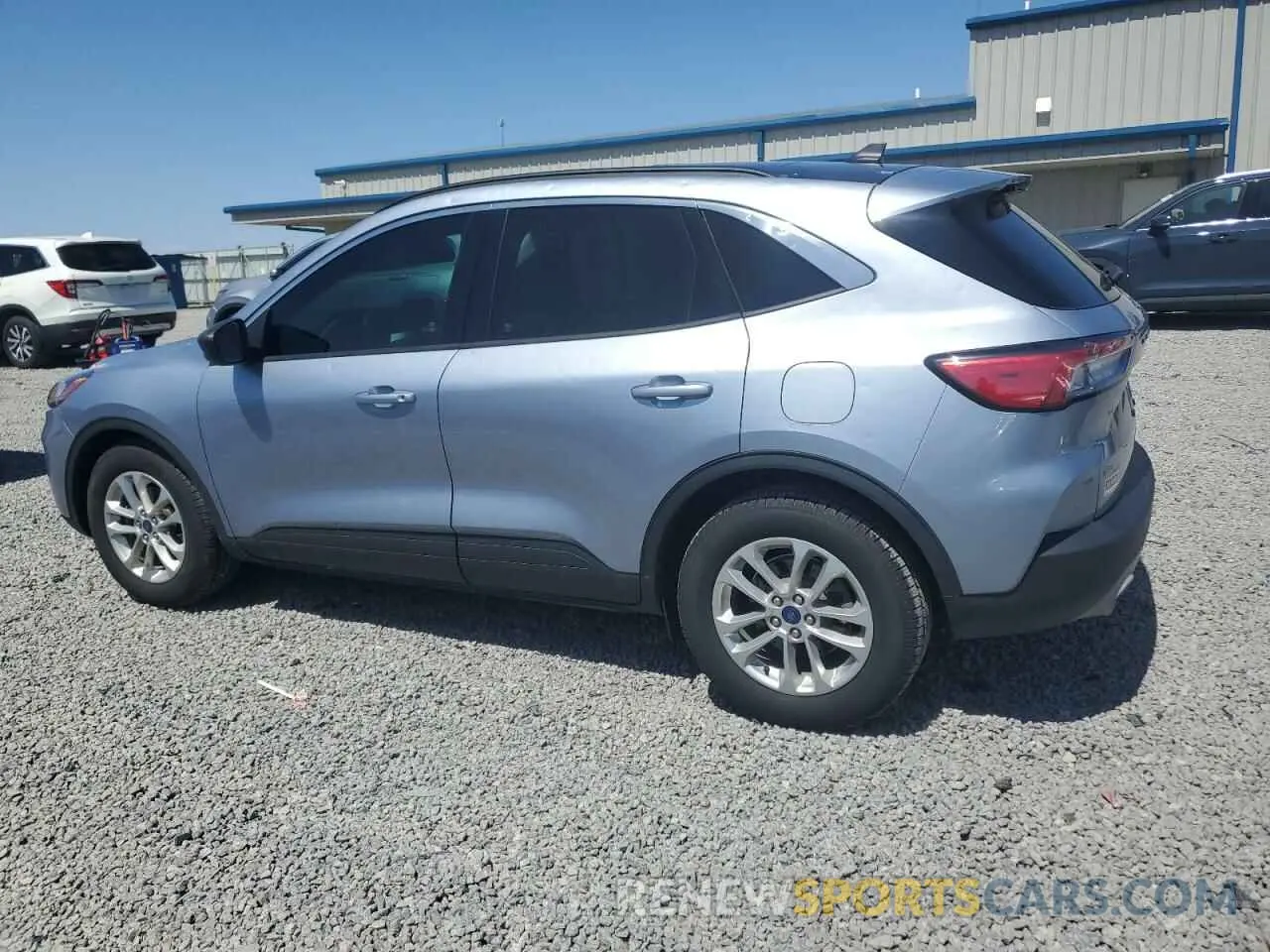 2 Photograph of a damaged car 1FMCU0G6XNUA10140 FORD ESCAPE 2022
