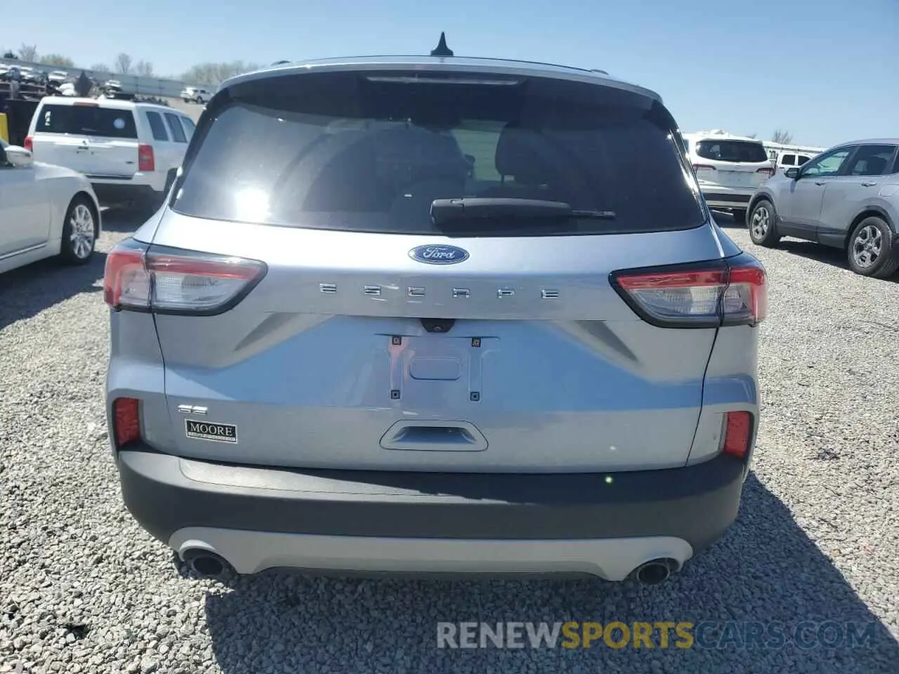 6 Photograph of a damaged car 1FMCU0G6XNUA10140 FORD ESCAPE 2022
