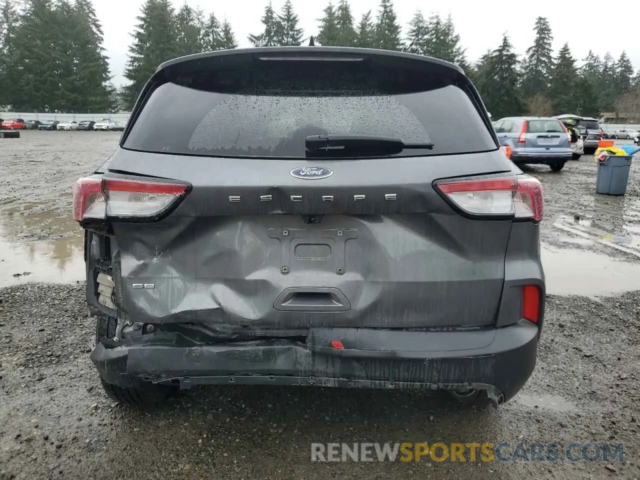 6 Photograph of a damaged car 1FMCU0G6XNUA25074 FORD ESCAPE 2022