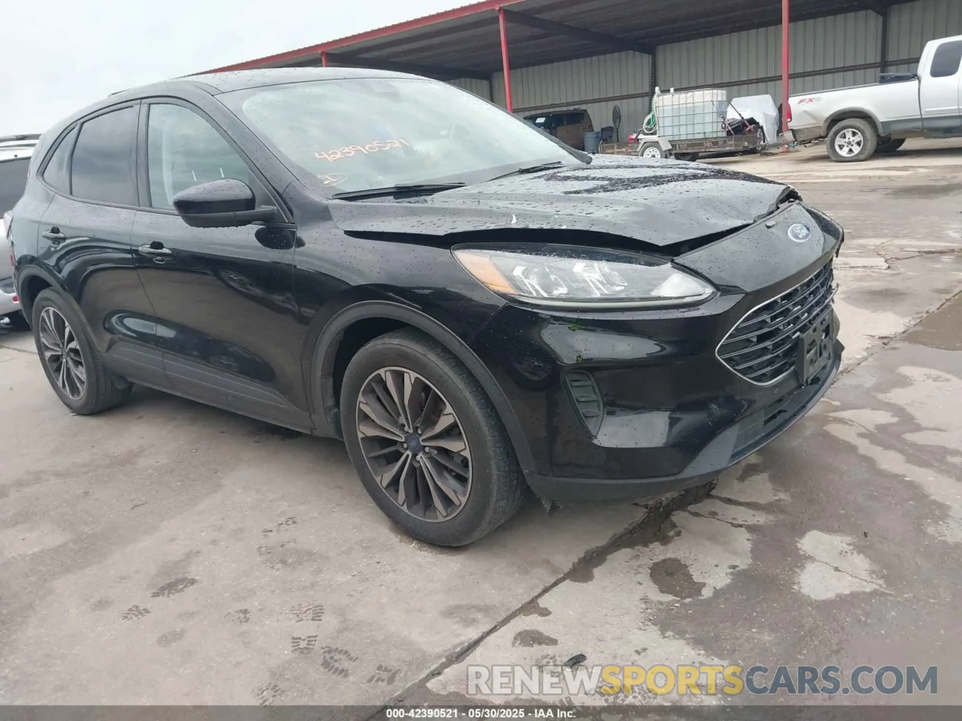 1 Photograph of a damaged car 1FMCU0G6XNUB18144 FORD ESCAPE 2022