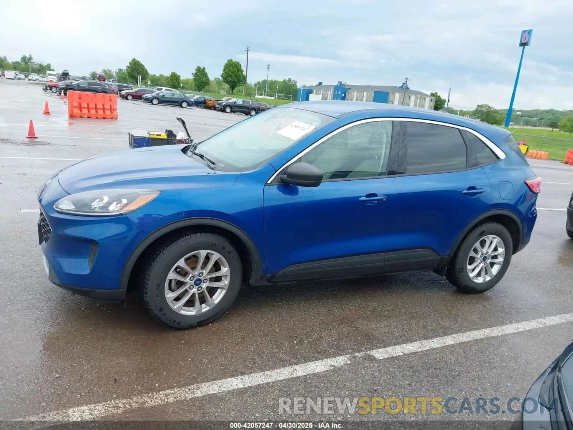 14 Photograph of a damaged car 1FMCU0G6XNUB39141 FORD ESCAPE 2022