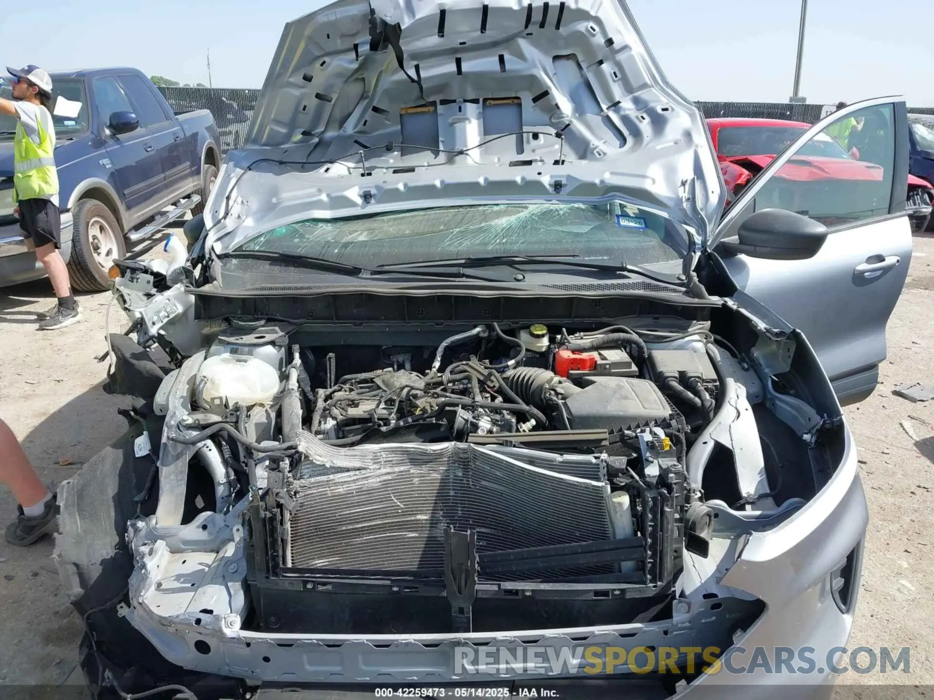 6 Photograph of a damaged car 1FMCU0G6XNUC01282 FORD ESCAPE 2022