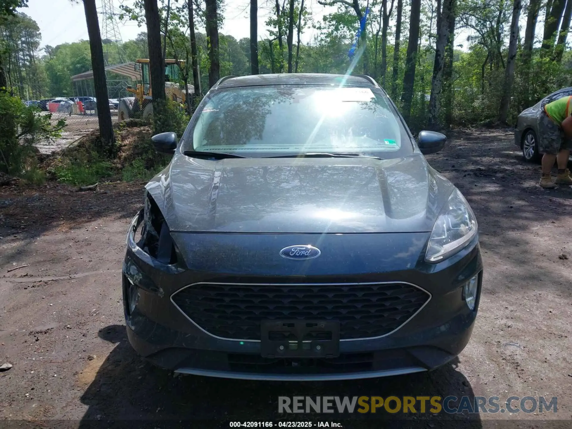 12 Photograph of a damaged car 1FMCU0H60NUA07052 FORD ESCAPE 2022