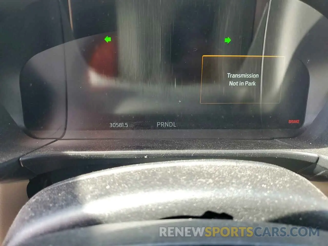 9 Photograph of a damaged car 1FMCU0H60NUB60935 FORD ESCAPE 2022
