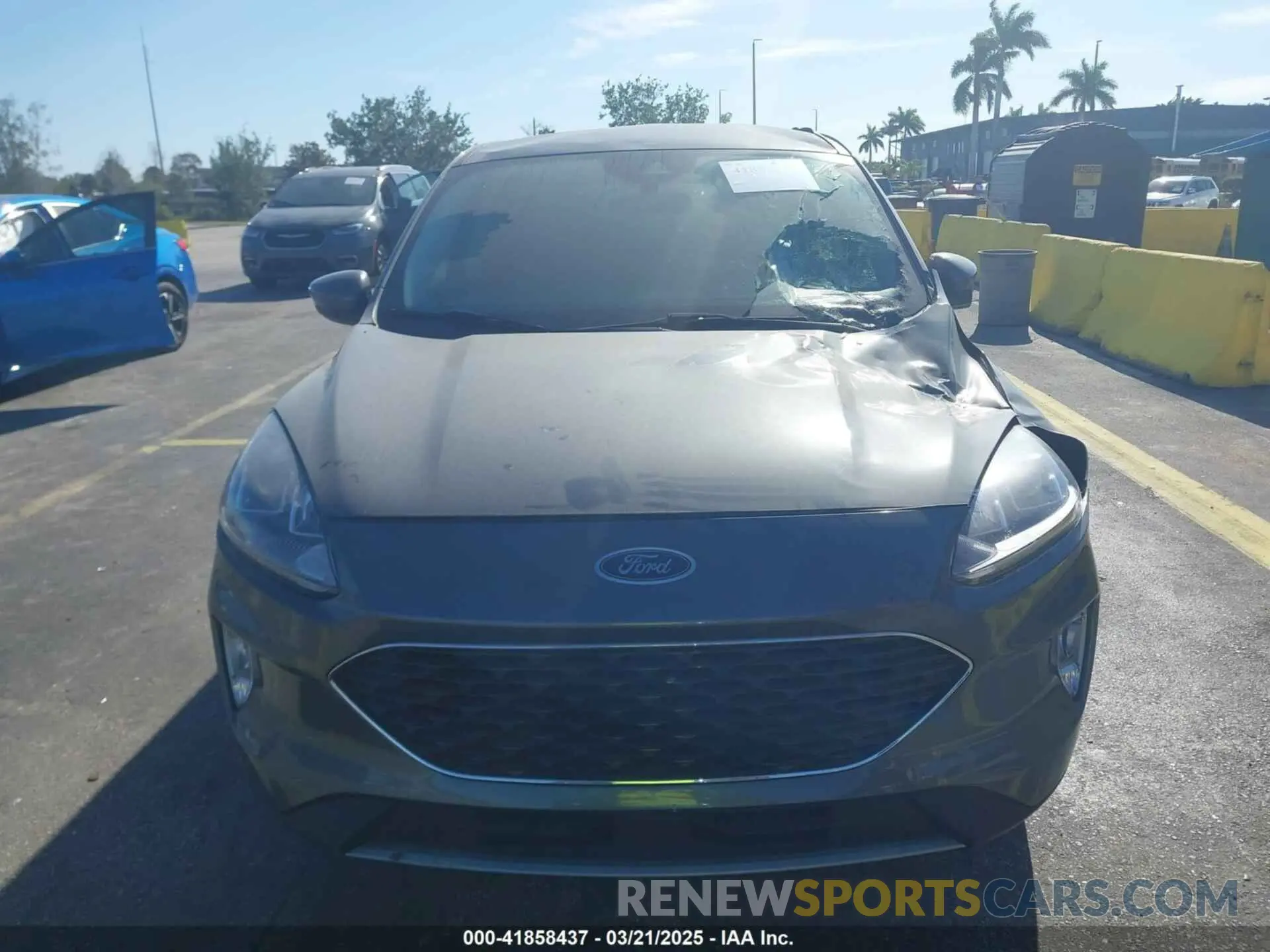 12 Photograph of a damaged car 1FMCU0H61NUB35798 FORD ESCAPE 2022