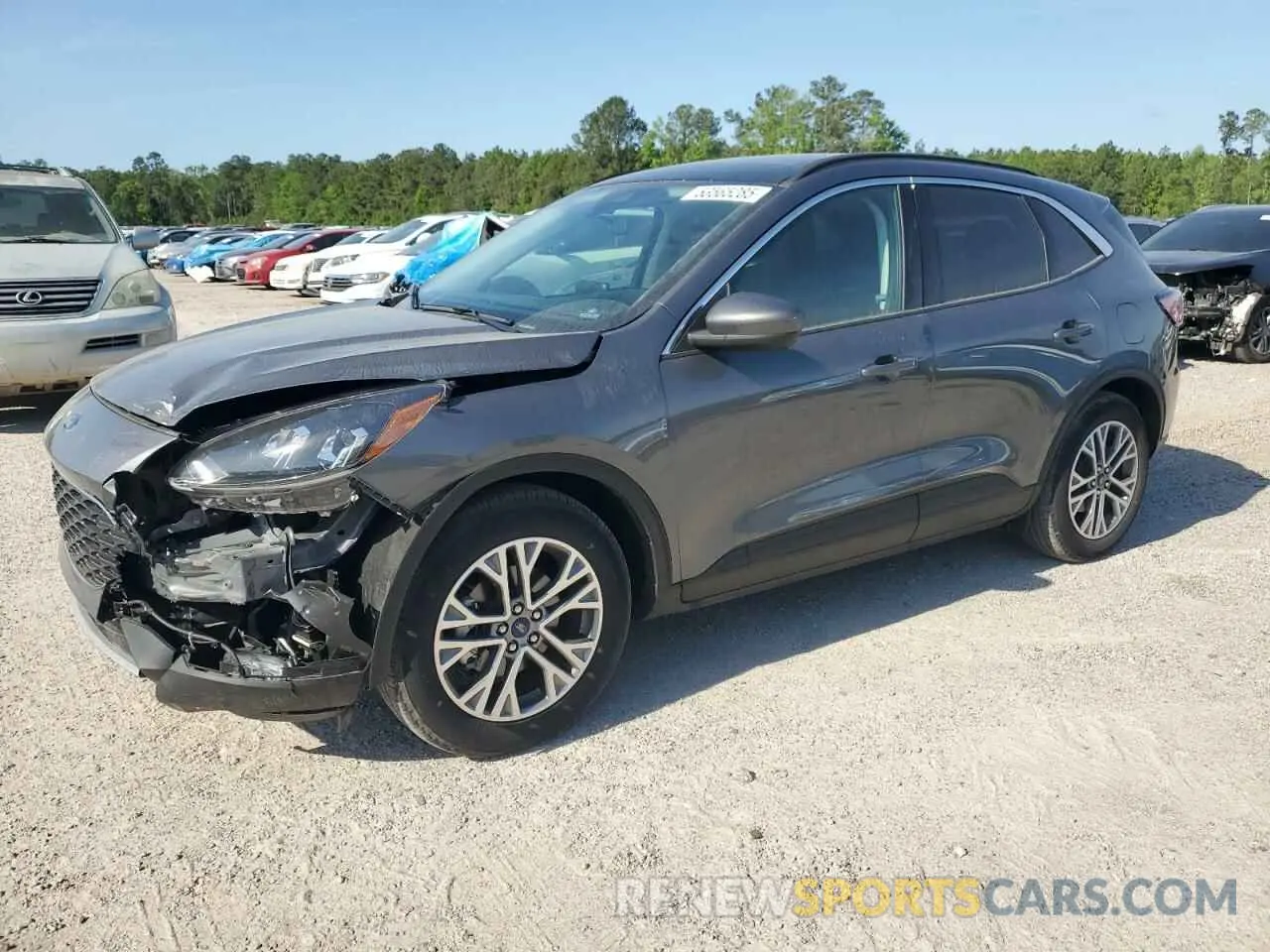 1 Photograph of a damaged car 1FMCU0H61NUB63956 FORD ESCAPE 2022