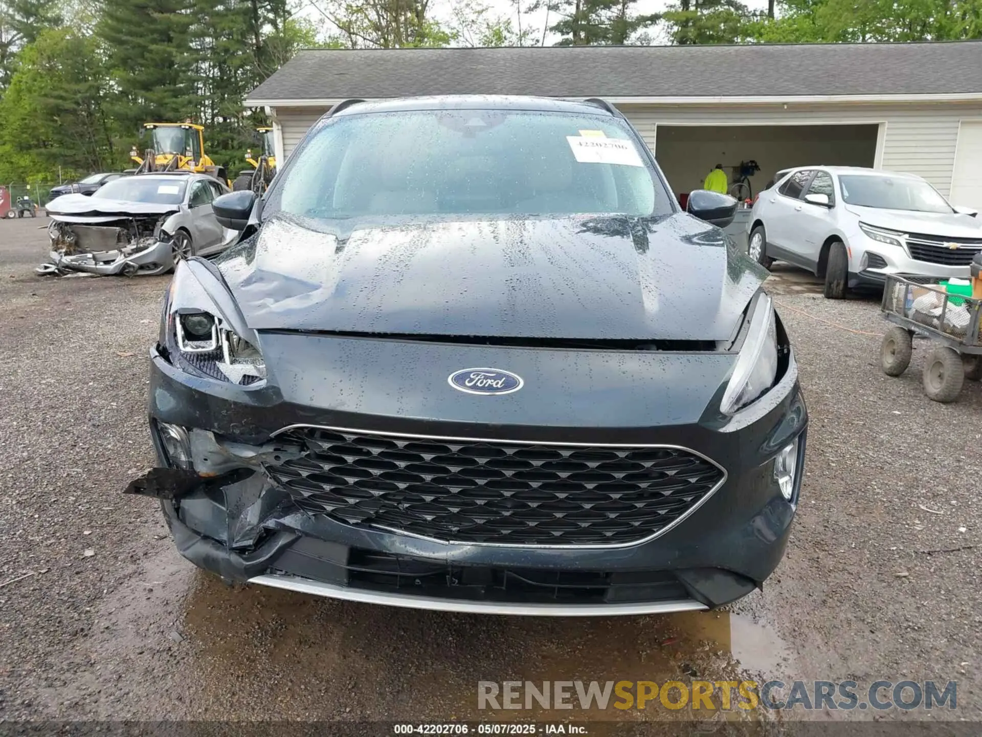 12 Photograph of a damaged car 1FMCU0H62NUB84864 FORD ESCAPE 2022