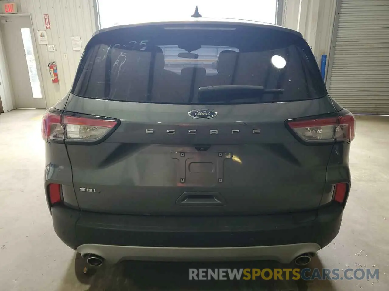 6 Photograph of a damaged car 1FMCU0H63NUB17741 FORD ESCAPE 2022