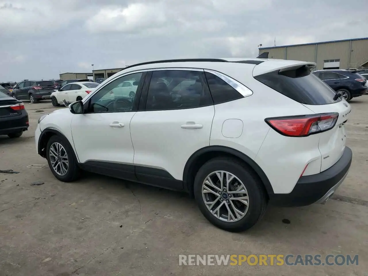 2 Photograph of a damaged car 1FMCU0H65NUB92666 FORD ESCAPE 2022