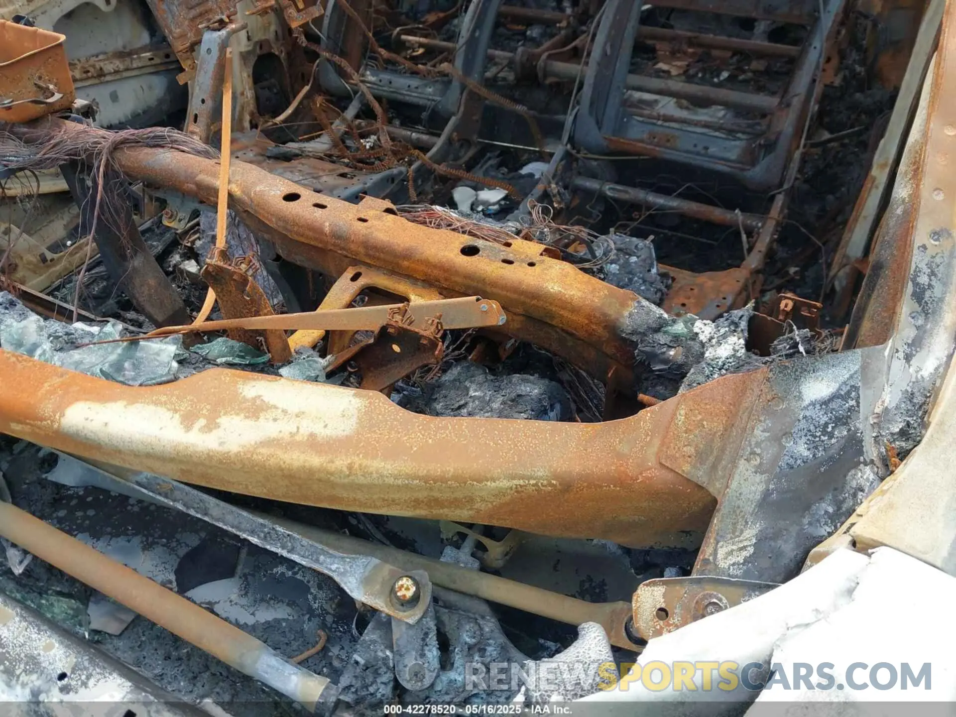 9 Photograph of a damaged car 1FMCU0H66NUA84198 FORD ESCAPE 2022