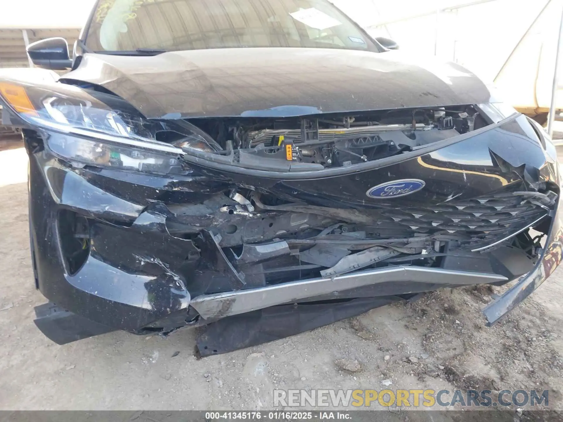 6 Photograph of a damaged car 1FMCU0H67NUA10269 FORD ESCAPE 2022