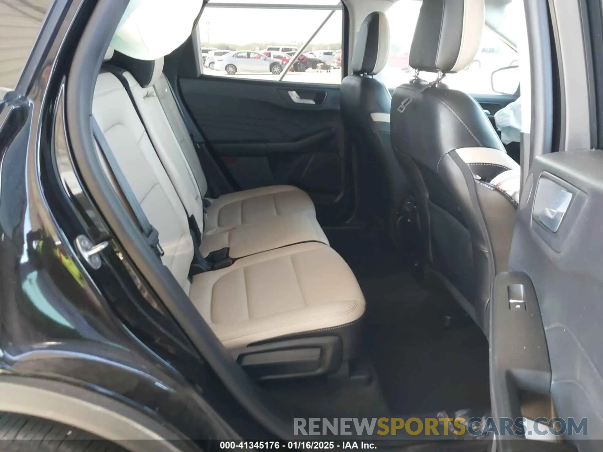 8 Photograph of a damaged car 1FMCU0H67NUA10269 FORD ESCAPE 2022