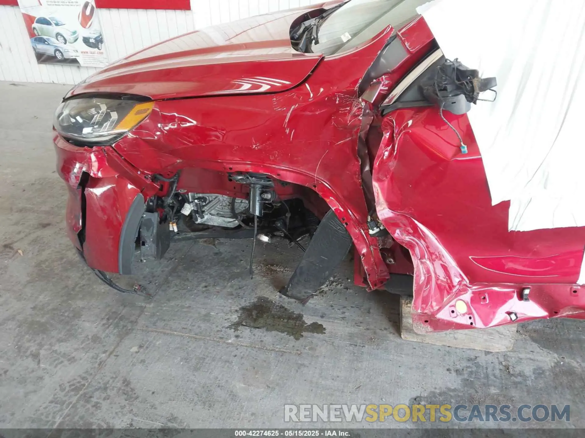 6 Photograph of a damaged car 1FMCU0H67NUA82153 FORD ESCAPE 2022