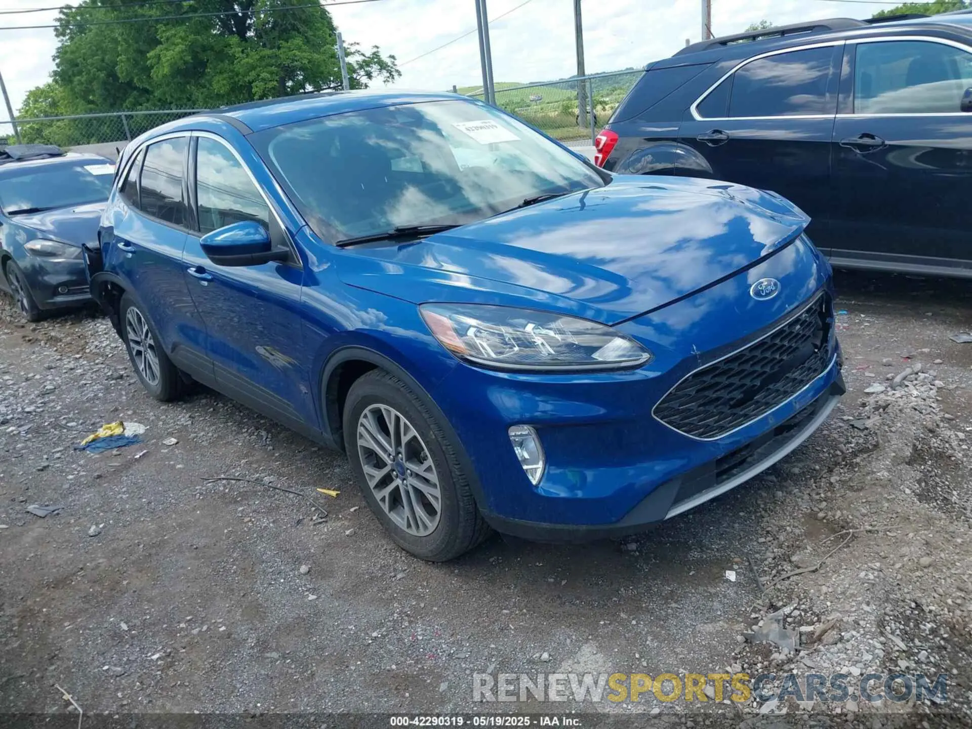 1 Photograph of a damaged car 1FMCU0H67NUB80874 FORD ESCAPE 2022
