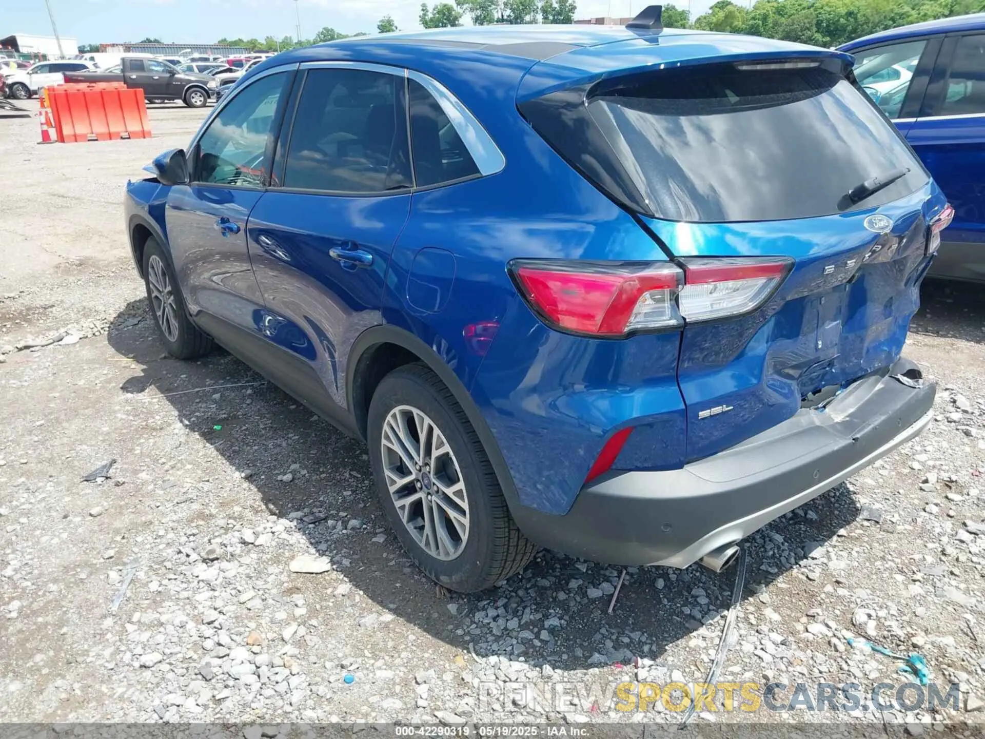 3 Photograph of a damaged car 1FMCU0H67NUB80874 FORD ESCAPE 2022