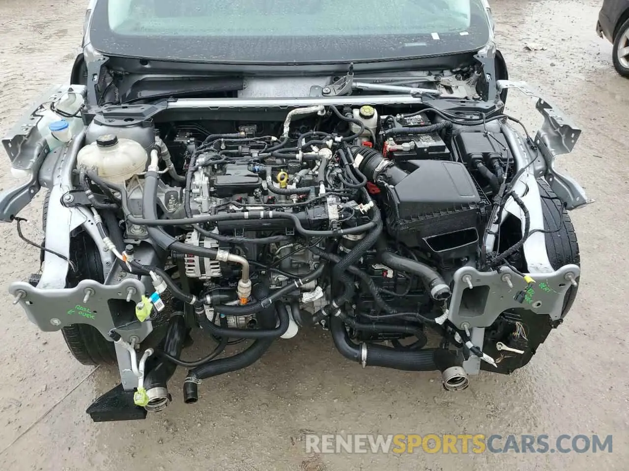 12 Photograph of a damaged car 1FMCU0H68NUA70609 FORD ESCAPE 2022