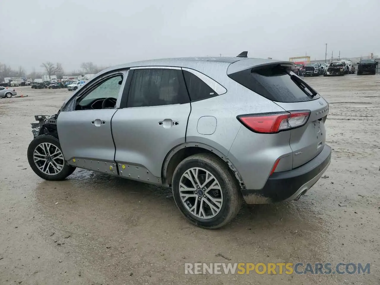 2 Photograph of a damaged car 1FMCU0H68NUA70609 FORD ESCAPE 2022