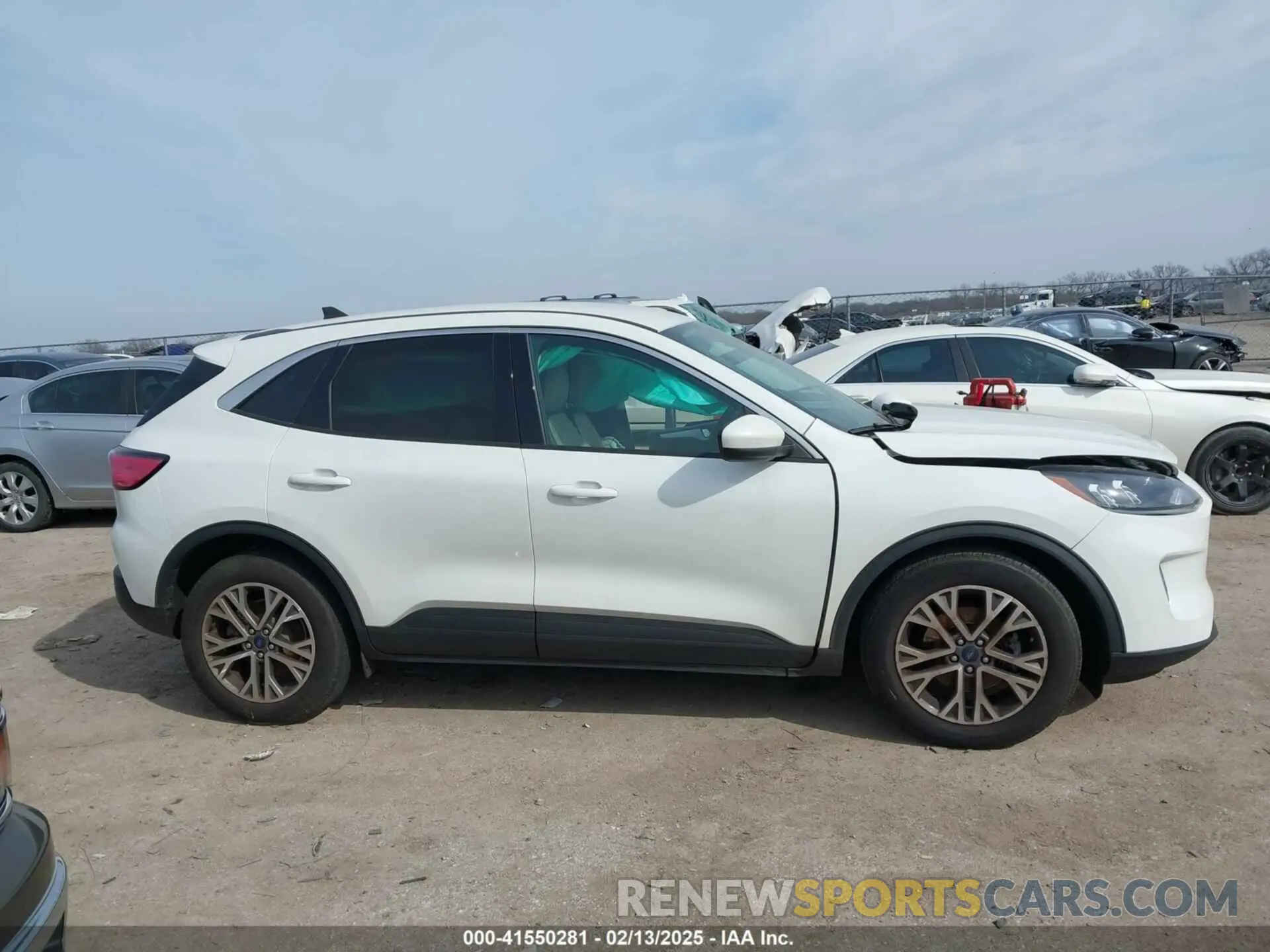 12 Photograph of a damaged car 1FMCU0H6XNUA06474 FORD ESCAPE 2022
