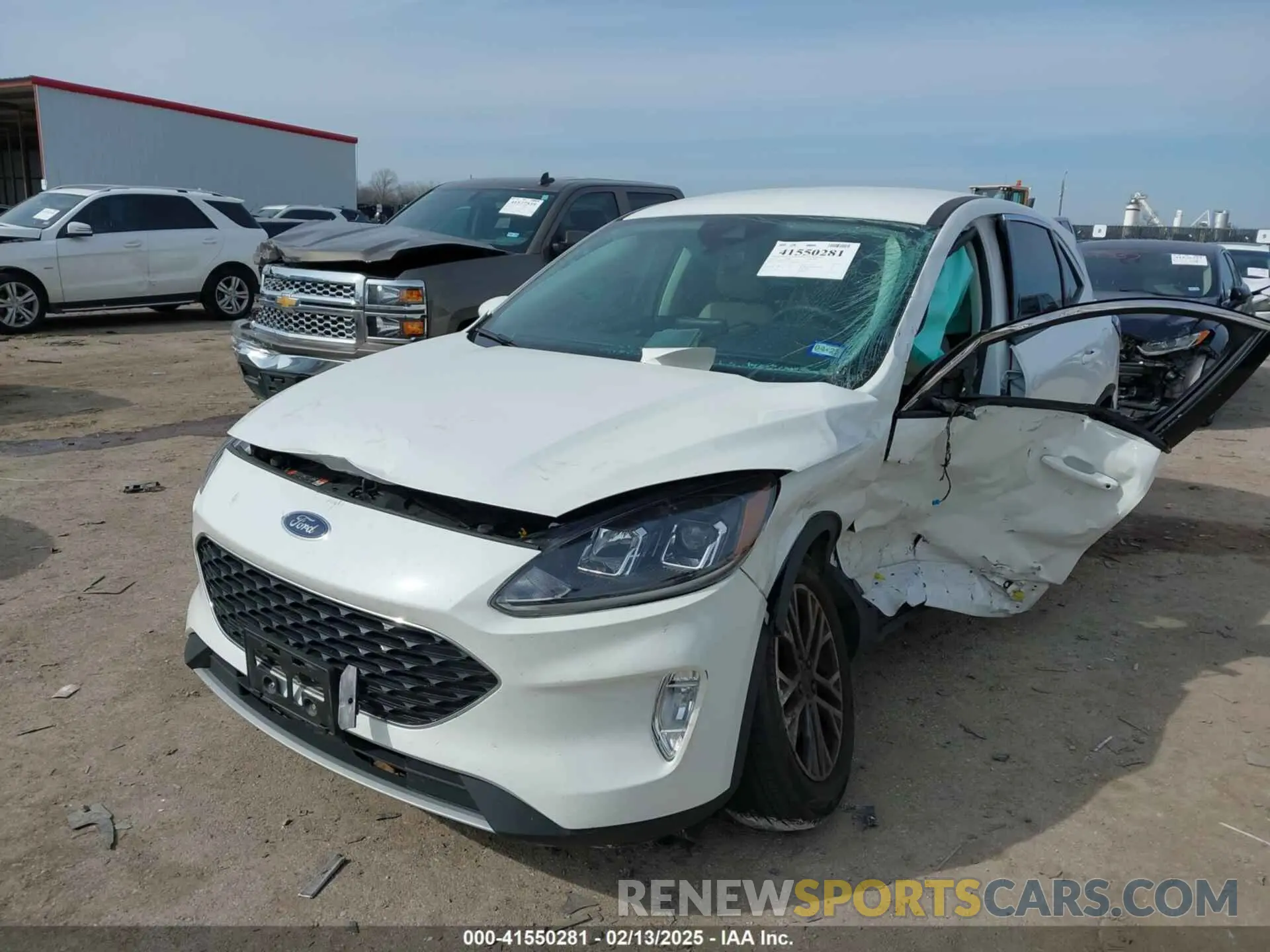 2 Photograph of a damaged car 1FMCU0H6XNUA06474 FORD ESCAPE 2022