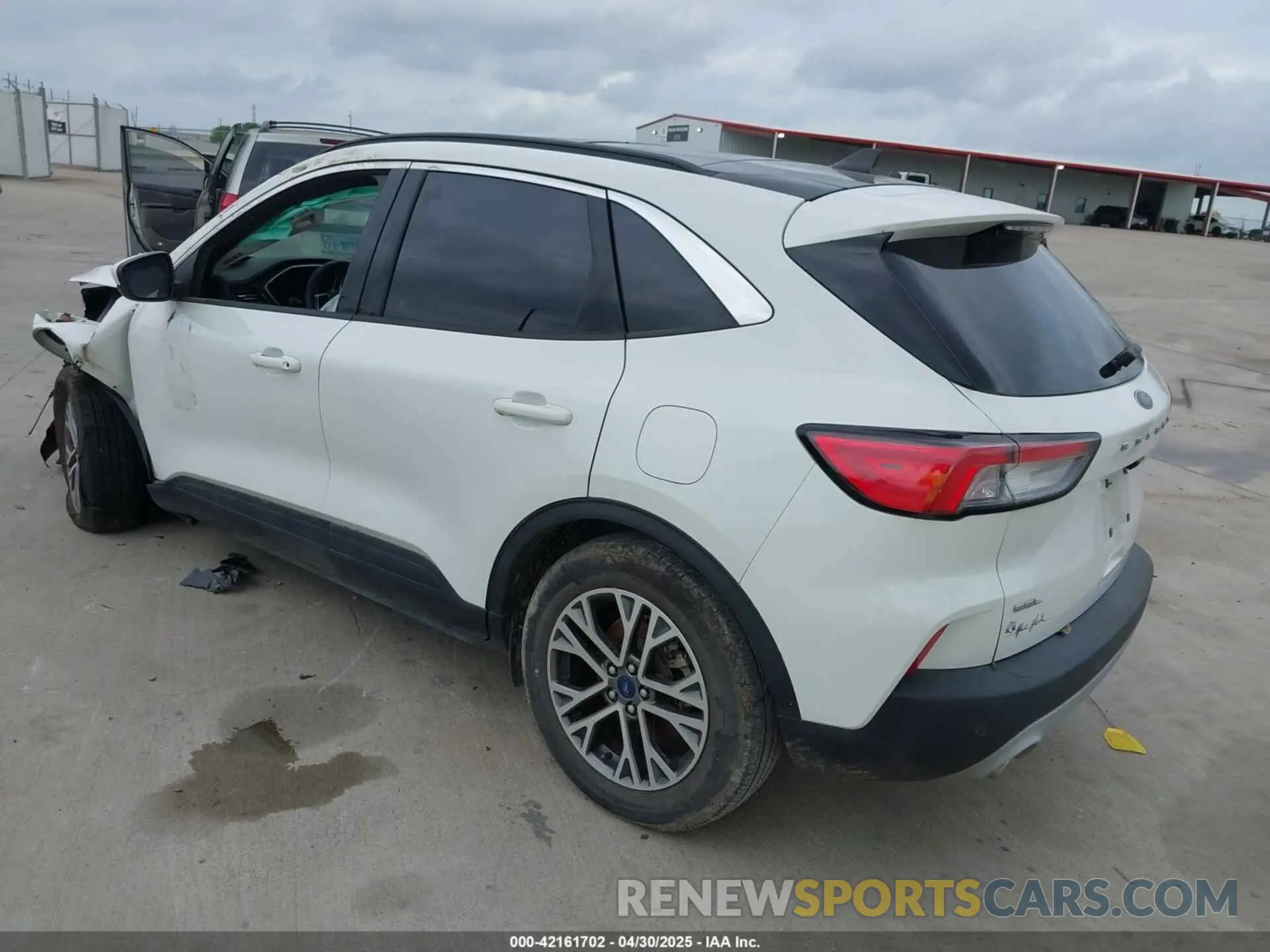 3 Photograph of a damaged car 1FMCU0H6XNUA83488 FORD ESCAPE 2022