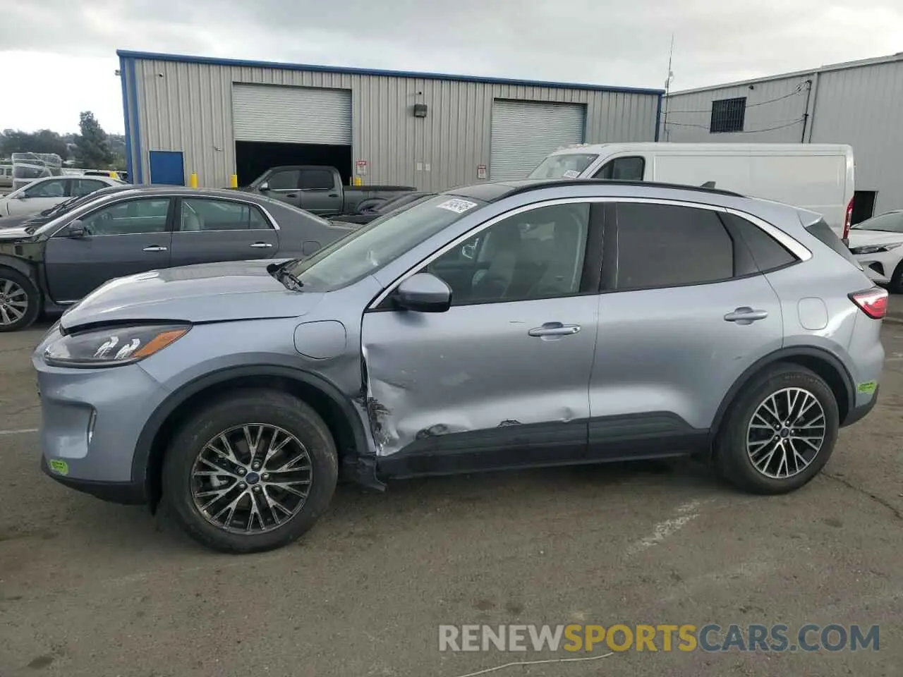1 Photograph of a damaged car 1FMCU0KZ0NUA24775 FORD ESCAPE 2022