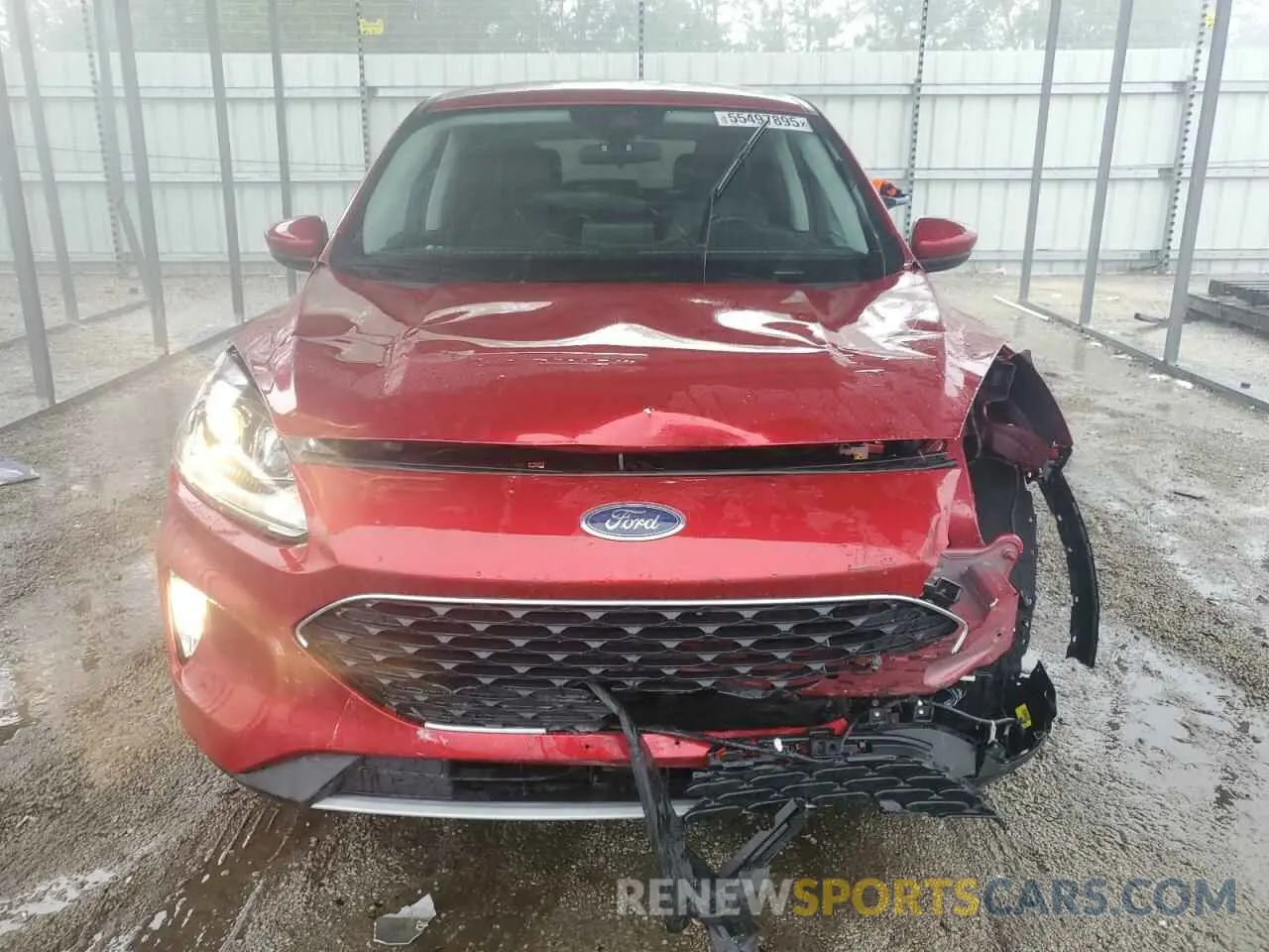 5 Photograph of a damaged car 1FMCU0KZ2NUA85545 FORD ESCAPE 2022