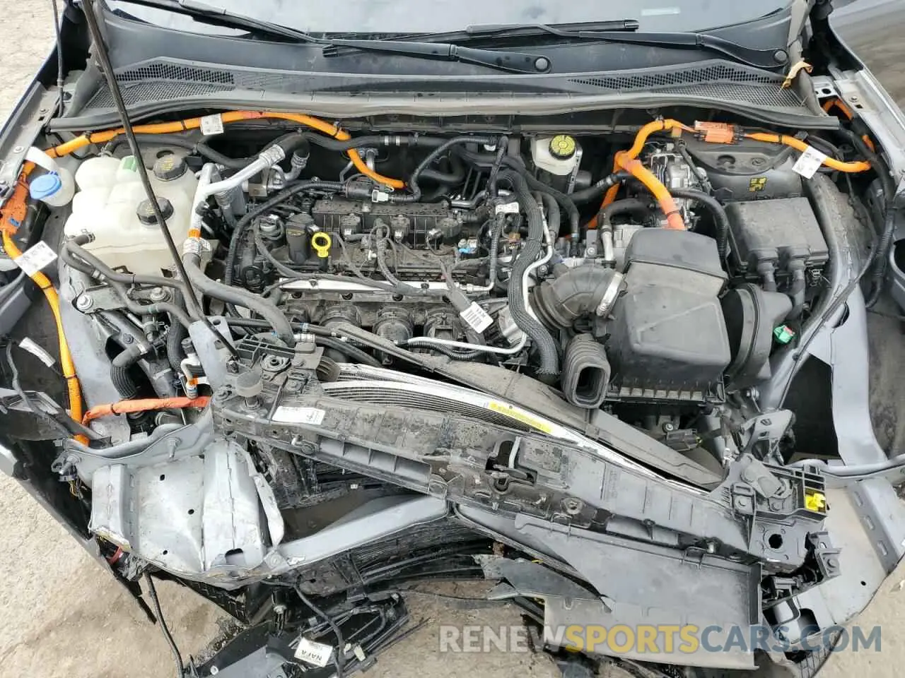 12 Photograph of a damaged car 1FMCU0LZ9NUA41010 FORD ESCAPE 2022