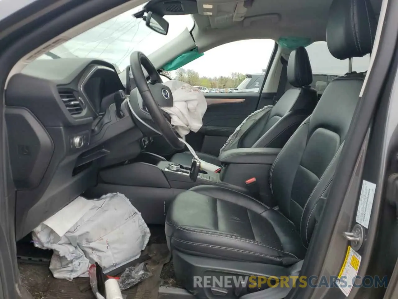 7 Photograph of a damaged car 1FMCU0LZ9NUA41010 FORD ESCAPE 2022