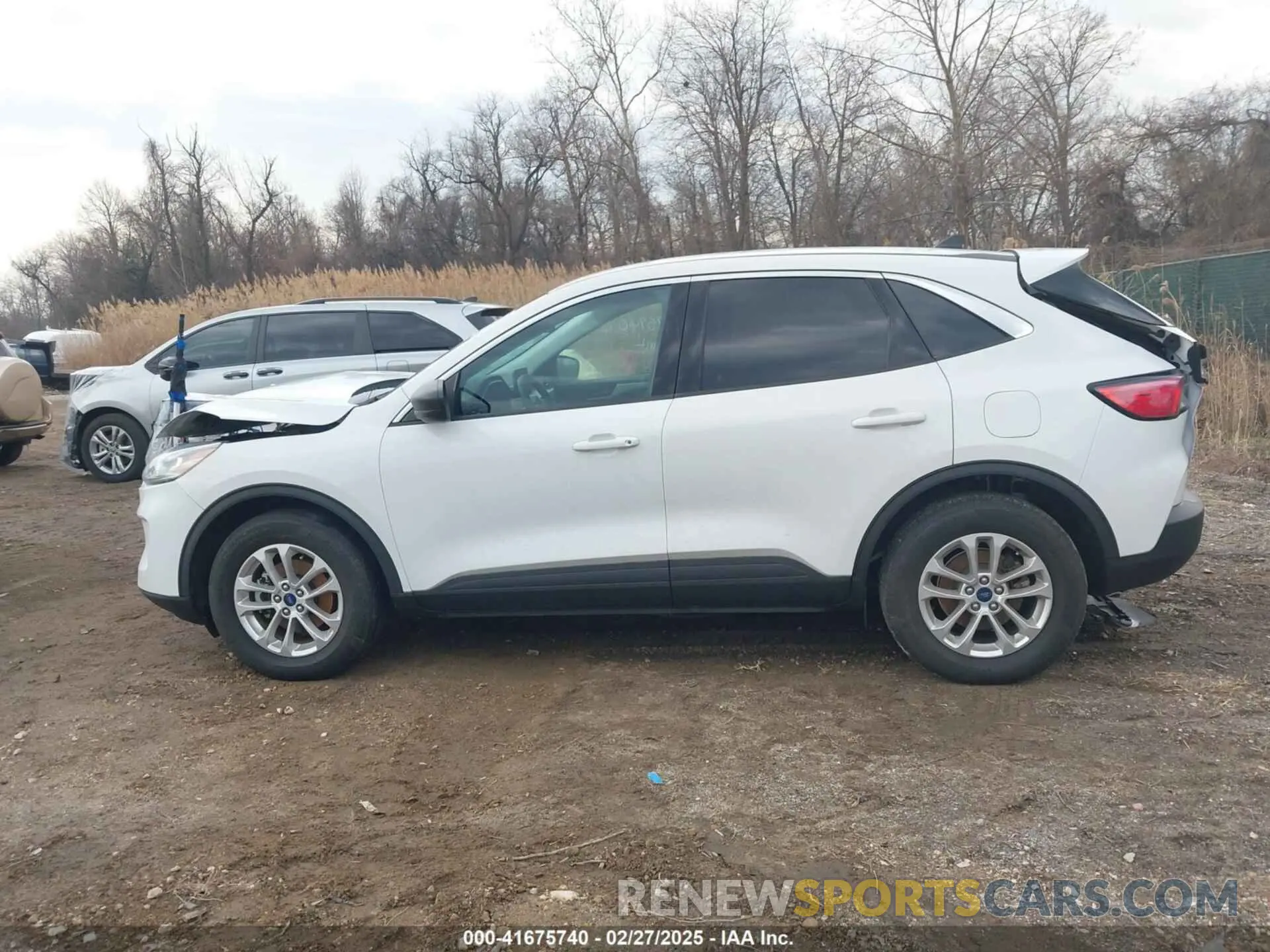 15 Photograph of a damaged car 1FMCU9BZ2NUA43705 FORD ESCAPE 2022