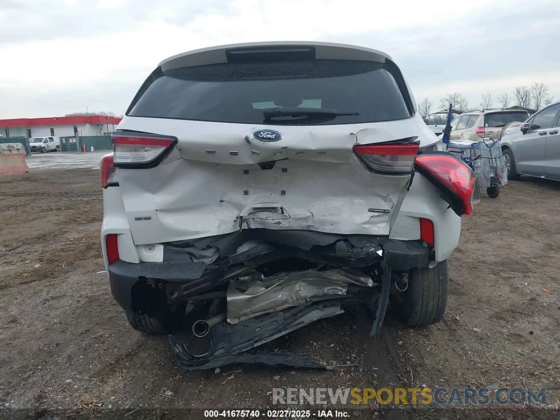 6 Photograph of a damaged car 1FMCU9BZ2NUA43705 FORD ESCAPE 2022