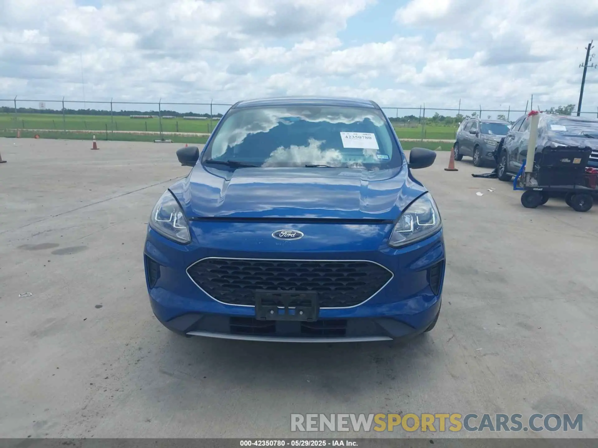 12 Photograph of a damaged car 1FMCU9BZ4NUA48825 FORD ESCAPE 2022