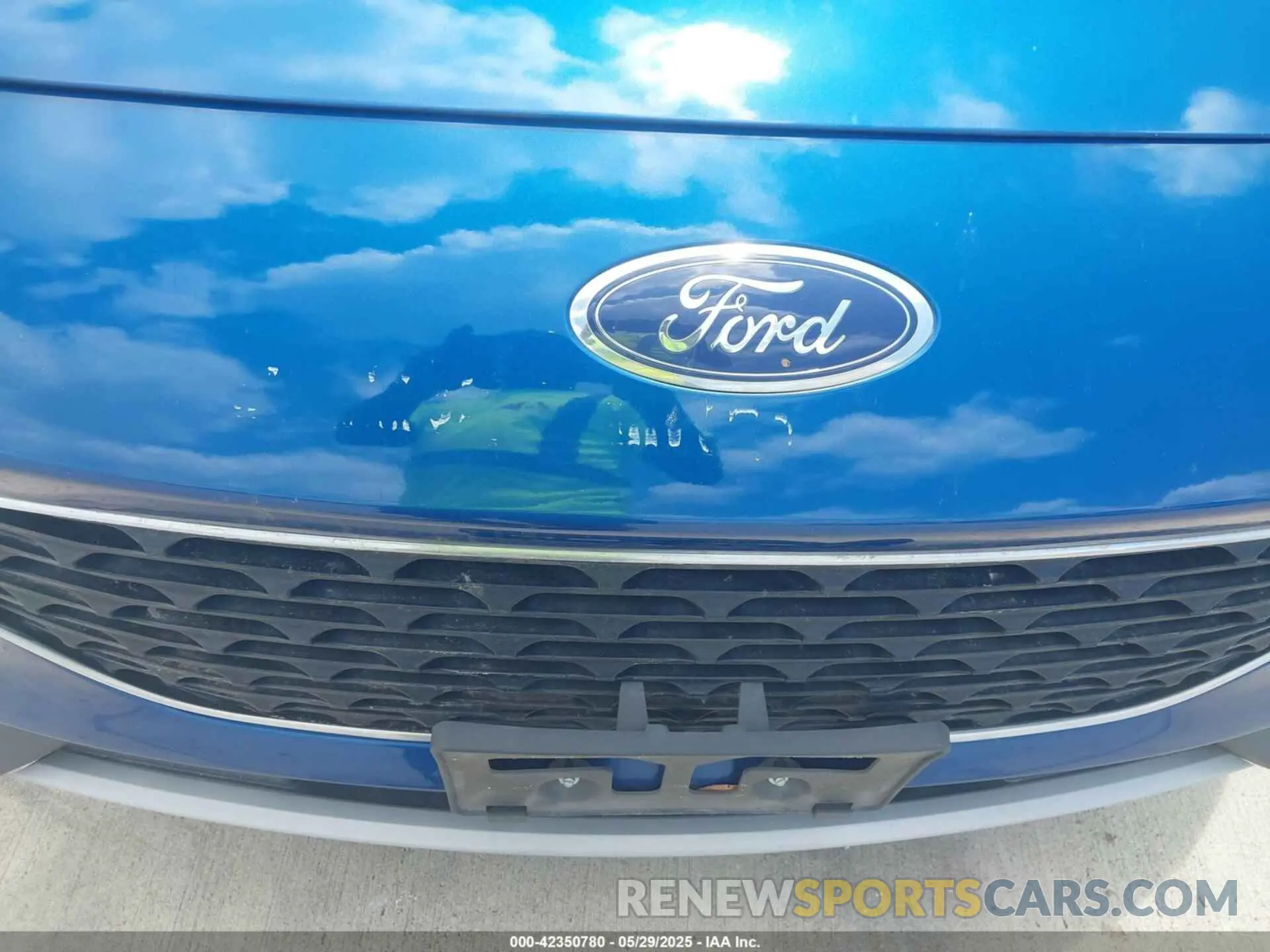 6 Photograph of a damaged car 1FMCU9BZ4NUA48825 FORD ESCAPE 2022