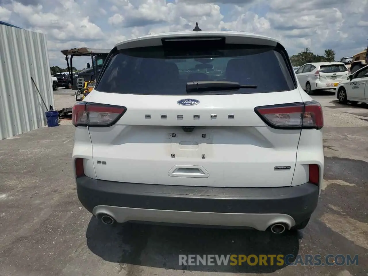 6 Photograph of a damaged car 1FMCU9BZ6NUA24767 FORD ESCAPE 2022