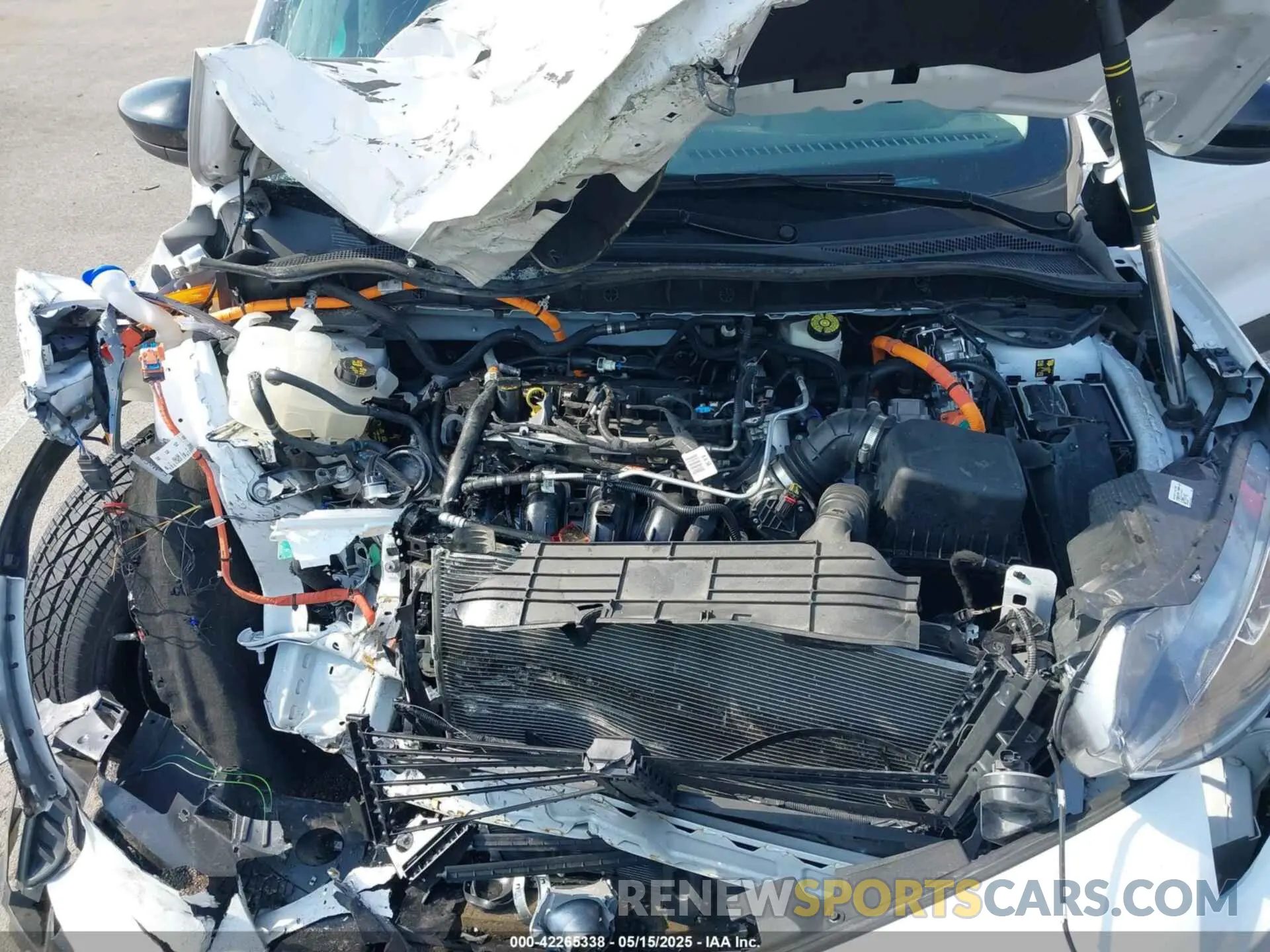 10 Photograph of a damaged car 1FMCU9BZ7NUB06992 FORD ESCAPE 2022