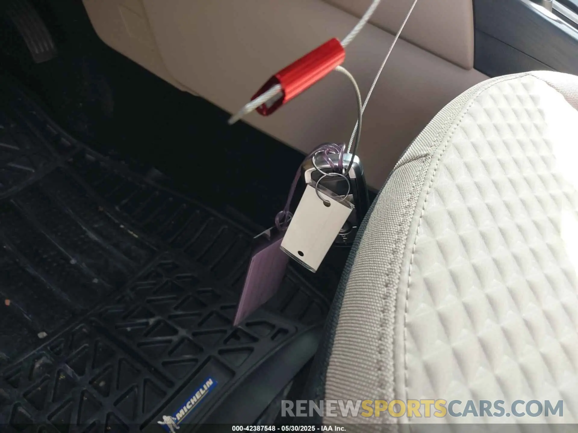 11 Photograph of a damaged car 1FMCU9BZ8NUA45832 FORD ESCAPE 2022