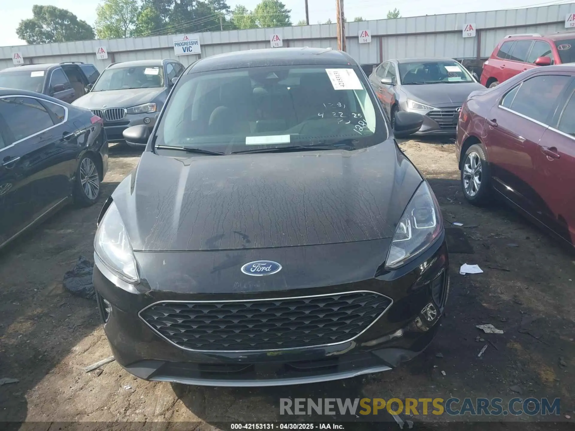 12 Photograph of a damaged car 1FMCU9BZ8NUB28239 FORD ESCAPE 2022
